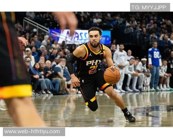 小卡特称赞泰厄斯琼斯为理想控卫强调其卓越沟通能力和团队价值